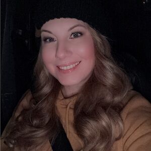 Meet your Posher, Leann